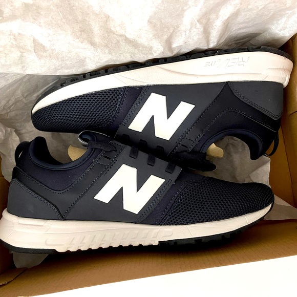 New Balance 247 Sneakers - Picture 8 of 11